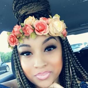 Meet your Posher, Shae